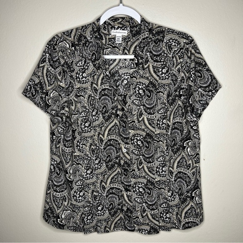 Croft & Barrow Western Boho Paisley Print Lighweight V-Neck Button Front Too